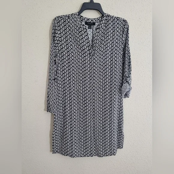 Atmosphere Monochrome Geometric Dress Black & White Size USA (6), UK (10). - Picture 6 of 10